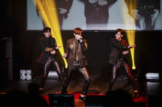 "U R MAN IS BACK"…더블에스301에 대한 궁금증 '넷'