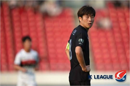 성남FC의간판스타김두현(사진/한국프로축구연맹제공)