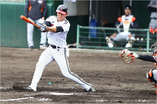 연습경기도중통증을호소해LG관계자들을놀라게했던(사진=LG트윈스제공)