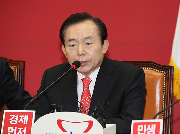 판사출신이인제최고위원(사진=새누리당홈페이지)