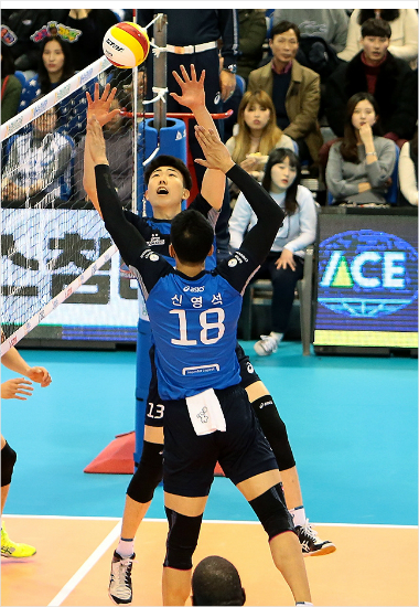 신영석과호흡을맞추는한정훈.(사진=현대캐피탈제공)