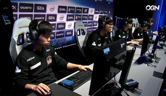 IEM 월드 챔피언십 개막전에서 승리를 거둔 ESC 에버.(사진=OGN 중계화면 캡처)