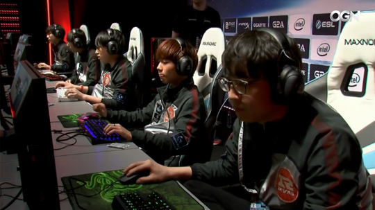 가장 먼저 4강에 진출한 RNG.(사진=OGN 중계화면 캡처)