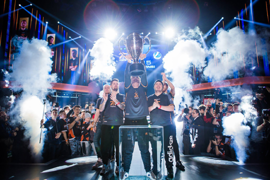 IEM 시즌10 월드 챔피언십 우승을 차지한 프나틱 CS:GO 팀.(사진=IEM 공식 SNS 발췌)