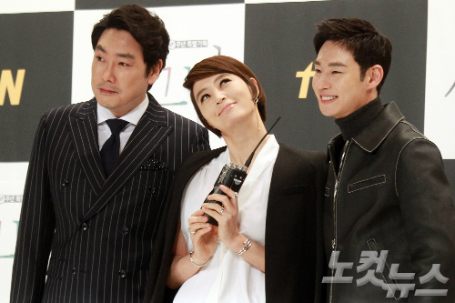 tvN10주년특별기획드라마'시그널'주연배우조진웅,김혜수,이제훈(사진=윤창원기자/자료사진)