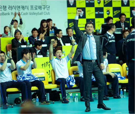 "시몬은버려라."현대캐피탈최태웅감독.(사진=현대캐피탈제공)