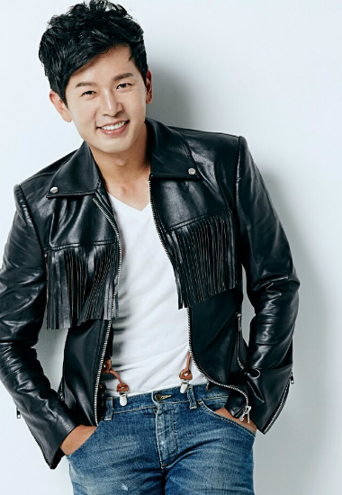 이종민, 웹드라마서 1인2역…4월엔 트로트가수로