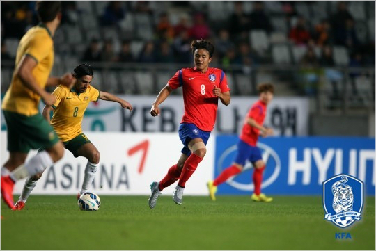전형적인수비형미드필더이찬동은'투지'로대표되는선수다.소속팀에서확고한주전입지를굳힌것도장점이다.(자료사진=대한축구협회)