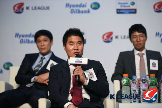 K리그가승강제를도입한이후2부리그우승과승격의기쁨은전년도1부리그에서최하위로강등된팀의차지였다.이때문에지난시즌K리그클래식최하위대전시티즌의올시즌2부리그우승여부가큰관심이다.(자료사진=한국프로축구연맹)