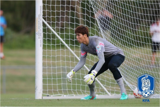 부상으로1년가까이A매치에출전하지못한골키퍼김진현은레바논과2018러시아월드컵아시아지역2차예선G조7차전에서복귀전을치른다.(자료사진=대한축구협회)