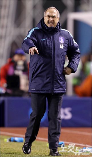 울리슈틸리케감독이이끄는축구대표팀은러시아월드컵아시아지역최종예선에서'숙적'일본과2번시드를받을가능성이높다.박종민기자