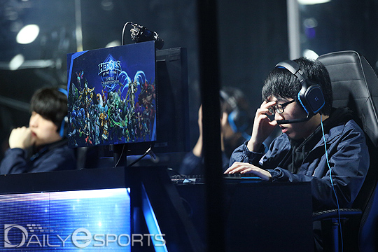 결승 문턱에서 아쉽게 무너진 TNL.