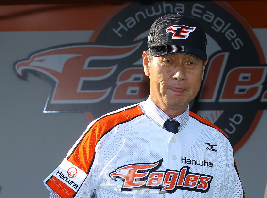 김성근감독은야신으로칭송받는명장이지만지난해부터무리한마운드운용에대한비판의목소리도커지고있는게사실이다.(자료사진=박종민기자)