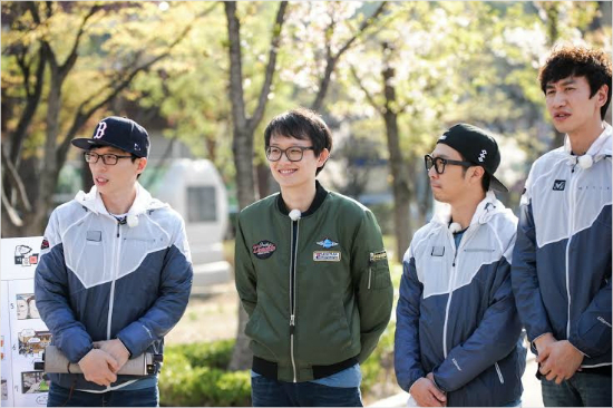 런닝맨멤버들과웹툰작가조석.(SBS제공)