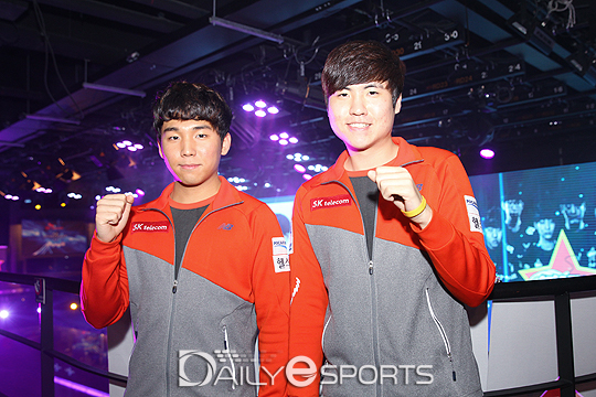 SK텔레콤 T1 박령우(왼쪽)와 어윤수.
