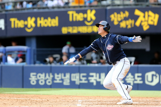 날 제대로 잡았다! '김재호 day'에 김재호 '펄펄'