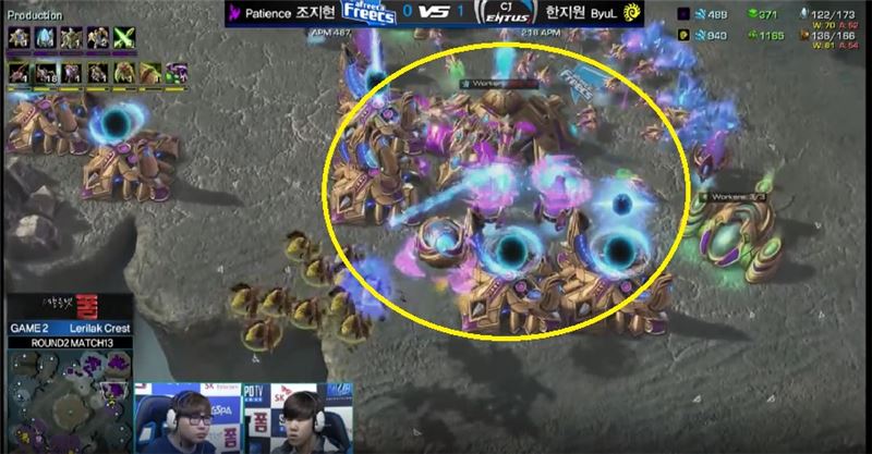 2차 공격마저도 막혀버린 한지원의 군단숙주 견제(사진=네이버 영상 캡처).