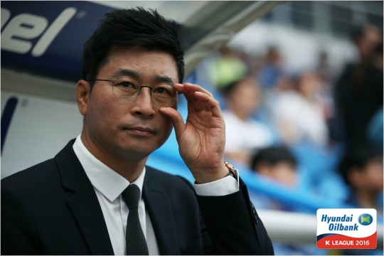 지난시즌K리그클래식과FA컵에서무서운돌풍을선보였던인천유나이티드는올시즌개막후부진한성적이계속되고있다.(사진=한국프로축구연맹제공)