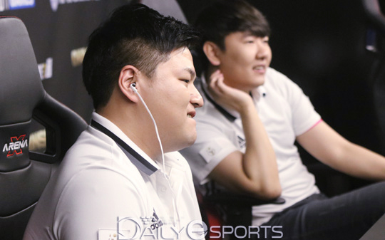 죽음의 조에서 1위로 8강에 진출한 전경운.