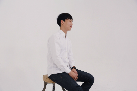 인디뮤지션 그네, 토이 보며 꿈 키운 순수청년