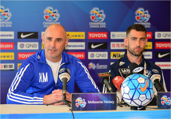 케빈무스카트멜버른빅토리감독은전북이강한팀이라고평가하면서도레오나르도나이동국에의존도가높다고지적했다.(사진=한국프로축구연맹공동취재단제공)