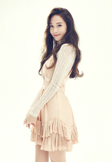 소녀시대 떠나 홀로 선 그녀, 제시카를 만나다