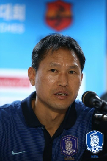 안익수19세이하축구대표팀감독은수원JS컵의좋은성적이내년20세이하월드컵에임하는자신감으로이어질것이라고내다봤다.(사진=대한축구협회제공)