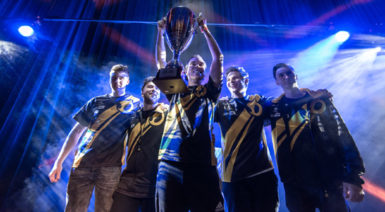 유럽 마이너에서 우승한 디그니타스 CS:GO 팀(사진=디그니타스 페이스북 발췌).