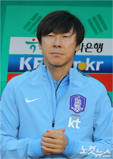 신태용감독이이끄는올림픽축구대표팀은다음달경기도일원에서나이지리아와덴마크,온두라스를초청해리우올림픽을대비한실전평가전에나선다.박종민기자