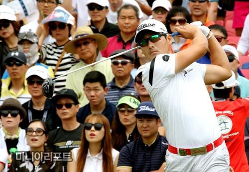'정신차리고 2경기에서는 승리를!' 김병준