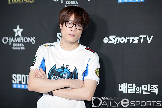 이렐리아로 부활한 '엑스페션' 구본택, 락스전도 부탁해