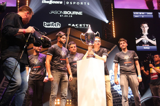 ECS 시즌1에서 우승을 차지한 G2 e스포츠 CS:GO 팀.(사진=프랙바이트 발췌)