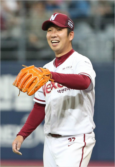 올시즌넥센의희망으로떠오른신재영은2012년8라운드69순위신인이다.(자료사진=넥센)