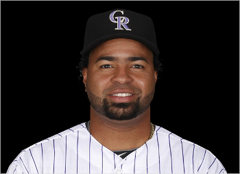 'ML출신은잊어주세요'지난해콜로라도에서뛰었던로사리오의모습.(자료사진=메이저리그홈페이지)