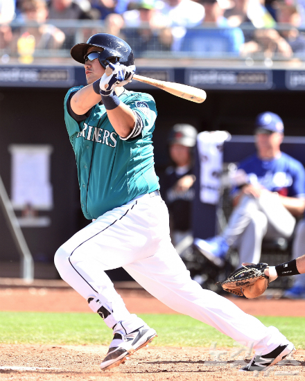 '연속안타이어간다!'메이저리그시애틀의이대호가8일(한국시각)열린캔자스시티전에선발출전해3타수1안타1득점을기록했다.이날안타를추가한이대호는7경기연속안타행진을이어갔다.(사진=노컷뉴스DB)