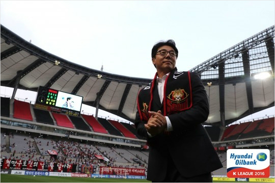 황선홍감독은FC서울부임후4번째경기였던전남과FA컵8강서승부차기끝에기다렸던승리를거뒀다.(사진=한국프로축구연맹제공)