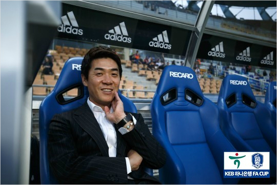 윤정환감독의축구가확실하게자리잡은울산은리그에서의가파른상승세에이어FA컵4강까지진출하며기분좋은성적을이어가고있다.(사진=대한축구협회제공)