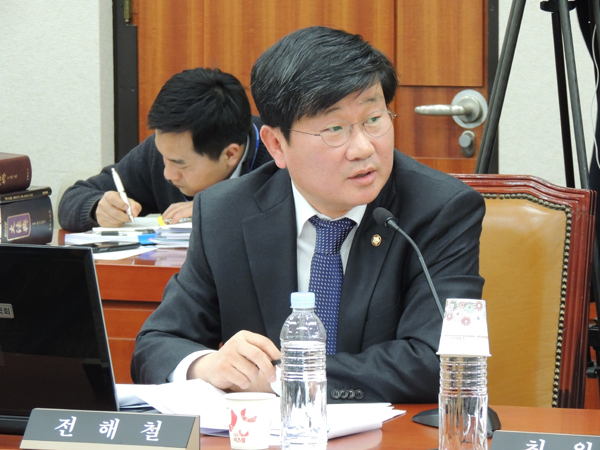 전해철, 징벌적 손해배상 도입 공정거래법 개정안