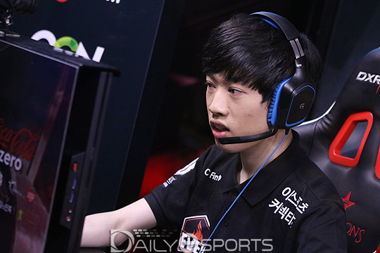 ESC 에버, 롱주전에 '파이어트랩' 진재승 선발 기용…롤챔스 데뷔전