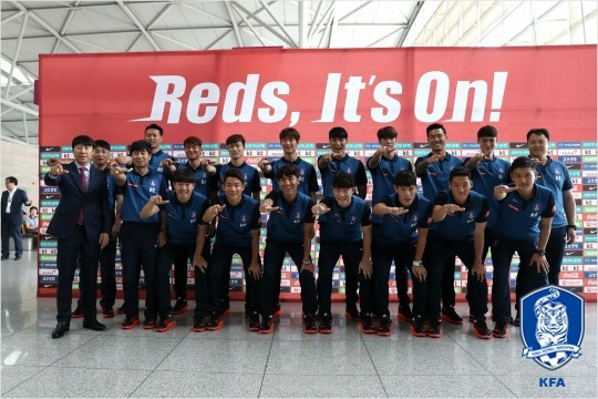 18일브라질로출국한올림픽축구대표팀.(사진=대한축구협회제공)