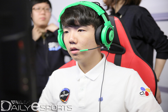 CJ 엔투스의 정글러 '하루' 강민승.