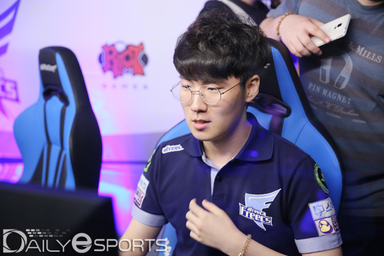 아프리카 프릭스의 톱 라이너 '익쑤' 전익수.