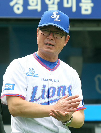 '착잡한야통'21일삼성류중일감독이두산전을앞두고안지만사태에대해야구선배로서책임을느낀다고착잡한심경을전했다.(사진=삼성제공)