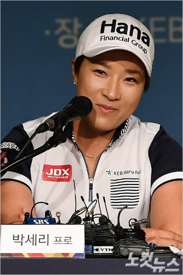 다시태어나도골프를하고싶다는변함없는애정을드러낸박세리는여자가아닌남자로태어나미국프로골프(PGA)투어에서활약하고싶다는독특한바람을전했다.박종민기자