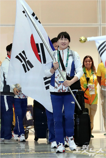 한국선수단은리우올림ㅍㅡㄱ의207개참가국가운데52번째로개회식에입장한다.사진은리우공항에입성한한국선수단본진의모습.리우데자네이루(브라질)=올림픽사진공동취재단