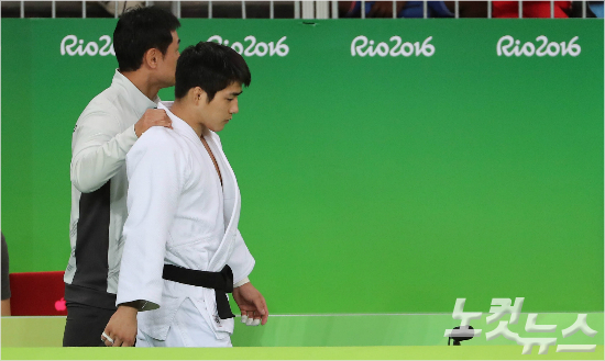 남자유도73kg급세계랭킹1위안창림은리우올림픽의금메달유력후보로평가됐지만16강에서예상하지못한패배로조기탈락의아쉬움을맛봤다.(올림픽사진공동취재단)