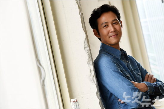 영화'인천상륙작전'주연배우이정재가지난달27일오후서울팔판동한카페에서CBS노컷뉴스와인터뷰전포즈를취하고있다.(사진=황진환기자/자료사진)