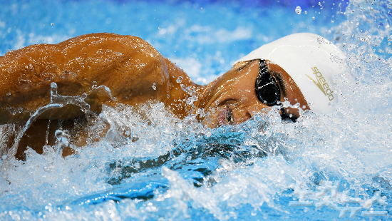 난민팀의라미아니스가지난9일오후(현지시간)브라질리우데자네이루바하올림픽아쿠아틱스타디움에서열린2016리우올림픽수영남자자유영100m예선에출전해역영하고있다.(올림픽사진공동취재단)