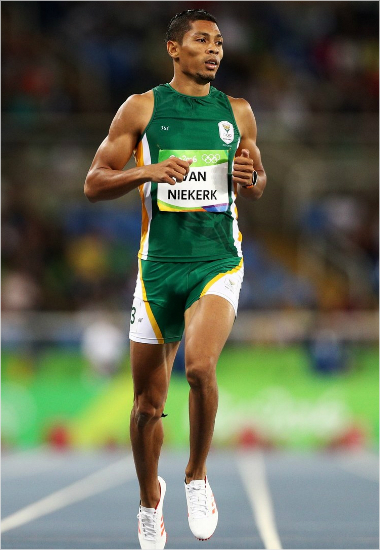 400m세계신기록을세운반니에커크.(사진=IOC트위터)