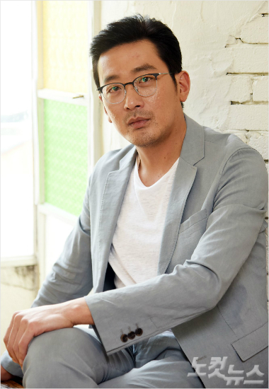 영화'터널'에서자동차영업대리점사원정수역을맡아열연한배우하정우.(사진=윤창원기자/자료사진)
